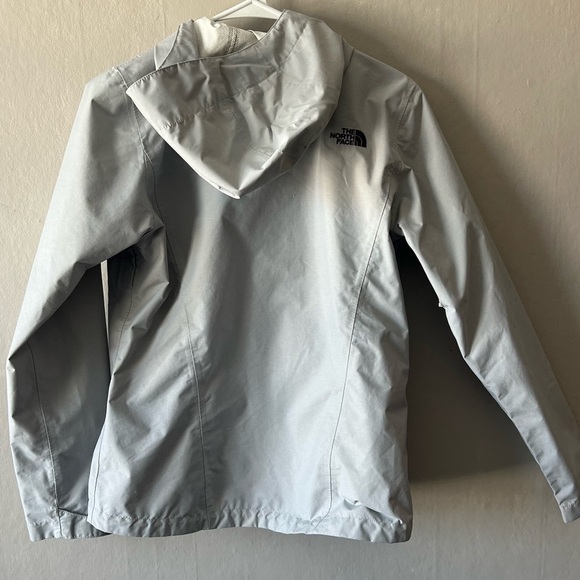 The North Face Dry Vent Light Grey Lightweight Jacket Size Small - Picture 6 of 7